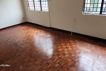 Taman Cahaya, Ampang