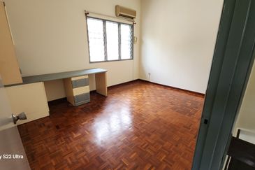 Taman Cahaya, Ampang