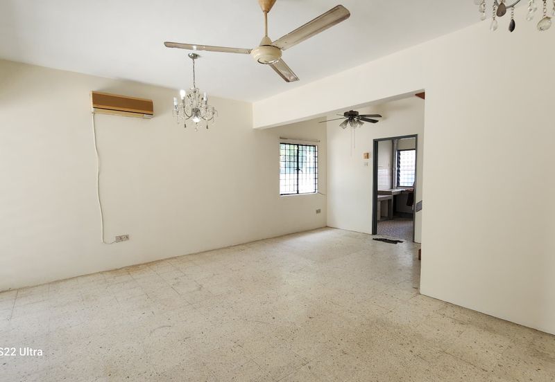 Taman Cahaya, Ampang