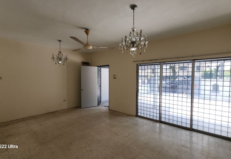 Taman Cahaya, Ampang