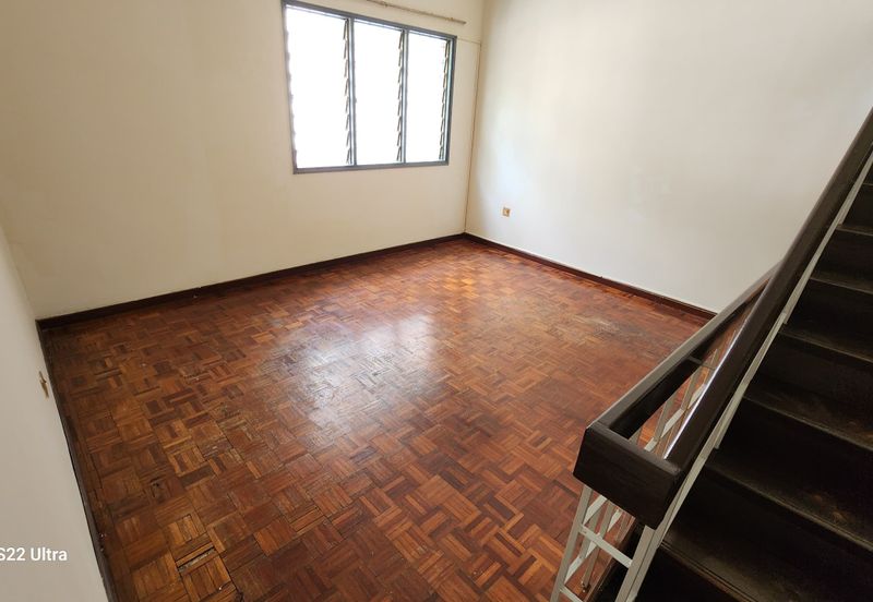 Taman Cahaya, Ampang