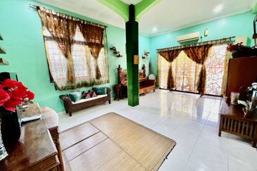 Taman Sri Raya, Batu 9