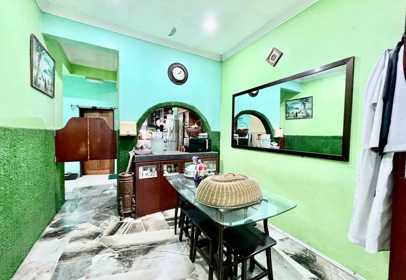 Taman Sri Raya, Batu 9