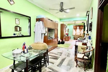 Taman Sri Raya, Batu 9