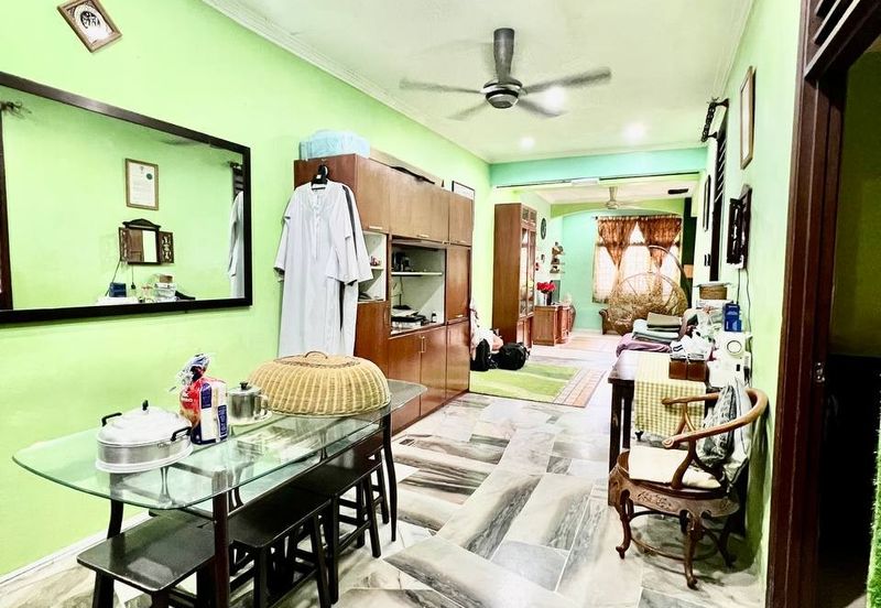 Taman Sri Raya, Batu 9