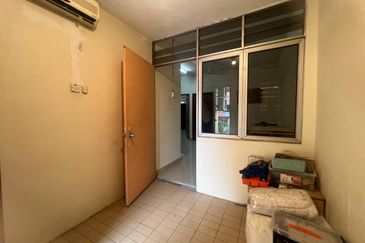 Bandar Menjalara (Desa Seri Mahkota)