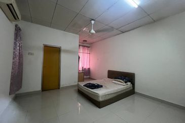 Bandar Menjalara (Desa Seri Mahkota)