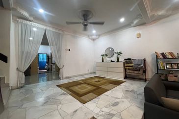 Bandar Menjalara (Desa Seri Mahkota)