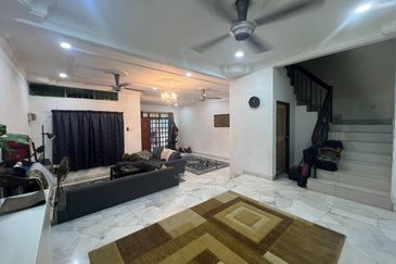 Bandar Menjalara (Desa Seri Mahkota)