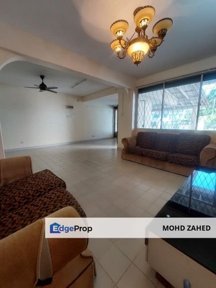 Facing Open Double Storey Jalan Kolam air Lama Ukay heights Ampang, Selangor, Ampang