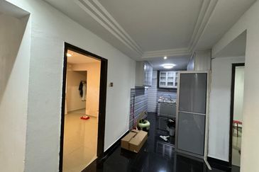 Taman Cahaya, Ampang