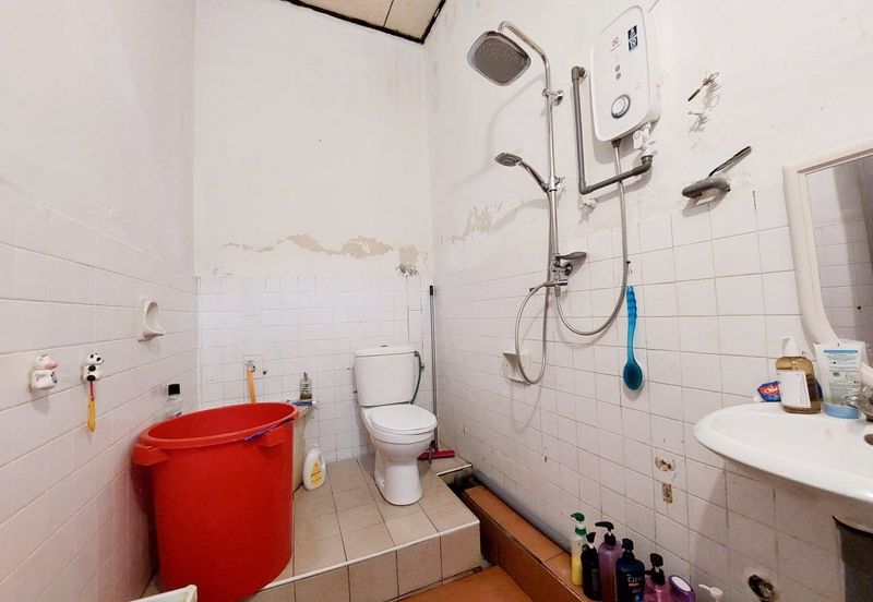 Taman Lembah Keramat AU5