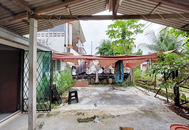 Taman Lembah Keramat AU5