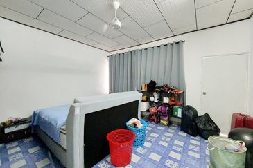 Taman Lembah Keramat AU5