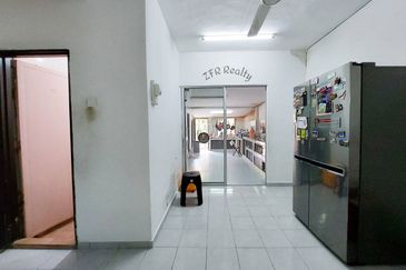 Taman Lembah Keramat AU5