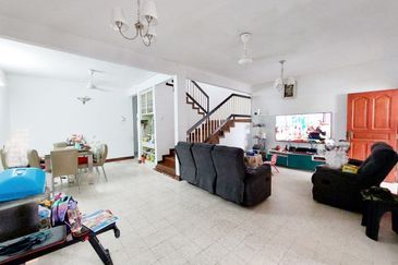 Taman Lembah Keramat AU5