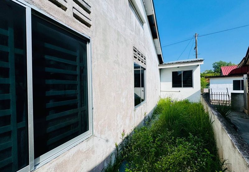 Jalan Desa Aman, Lunas, Kulim , Kedah