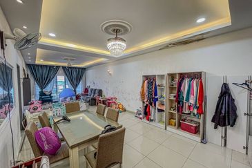 Vista Sri Tanjung Condominium