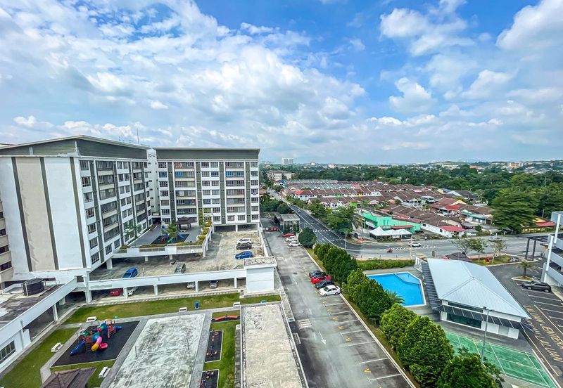Vista Sri Tanjung Condominium