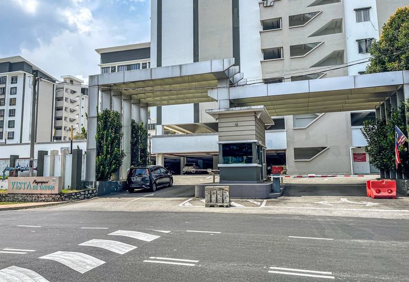 Vista Sri Tanjung Condominium