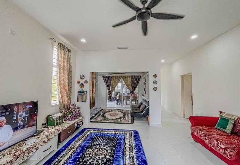 Bandar Tasik Senangin