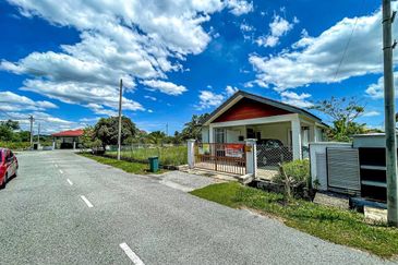 Bandar Tasik Senangin