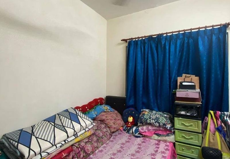 Residensi Bistaria, Ukay Bistari