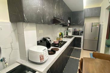 Residensi Bistaria, Ukay Bistari