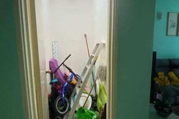 Residensi Bistaria, Ukay Bistari