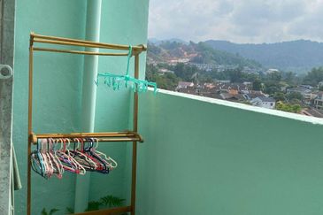 Residensi Bistaria, Ukay Bistari