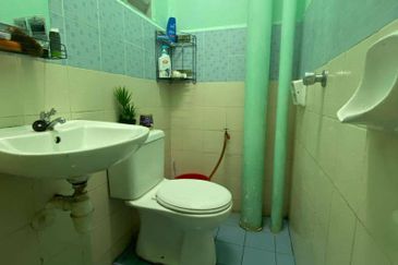 Residensi Bistaria, Ukay Bistari