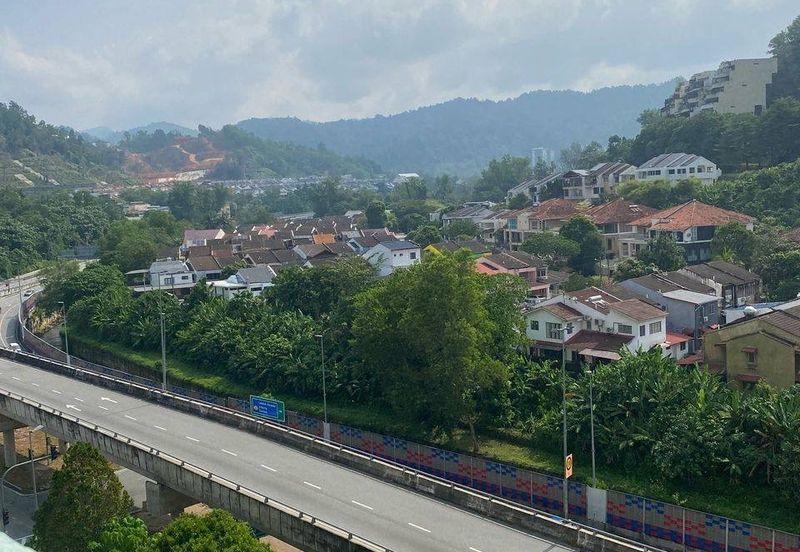 Residensi Bistaria, Ukay Bistari