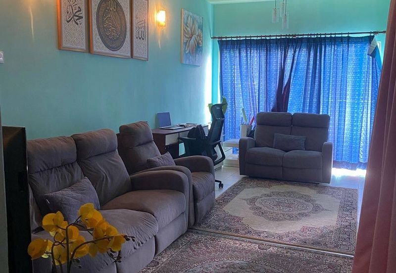 Residensi Bistaria, Ukay Bistari