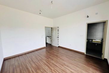 Casira 3 @ Bandar Bukit Raja