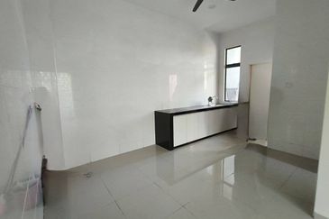 THE RADIANCE @ INDERA MAHKOTA 3