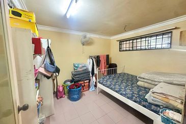 Seksyen 4 Wangsa Maju Flat