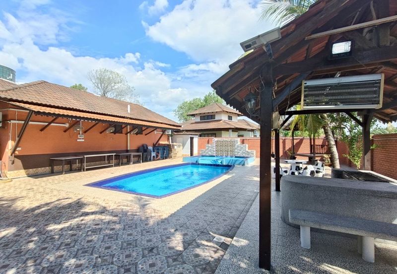 Jalan Kemus, Simpang Ampat