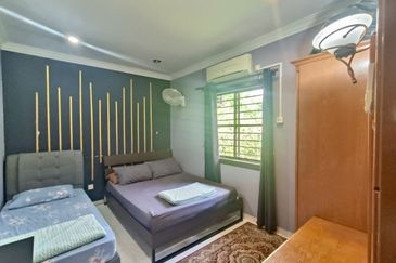 Jalan Kemus, Simpang Ampat