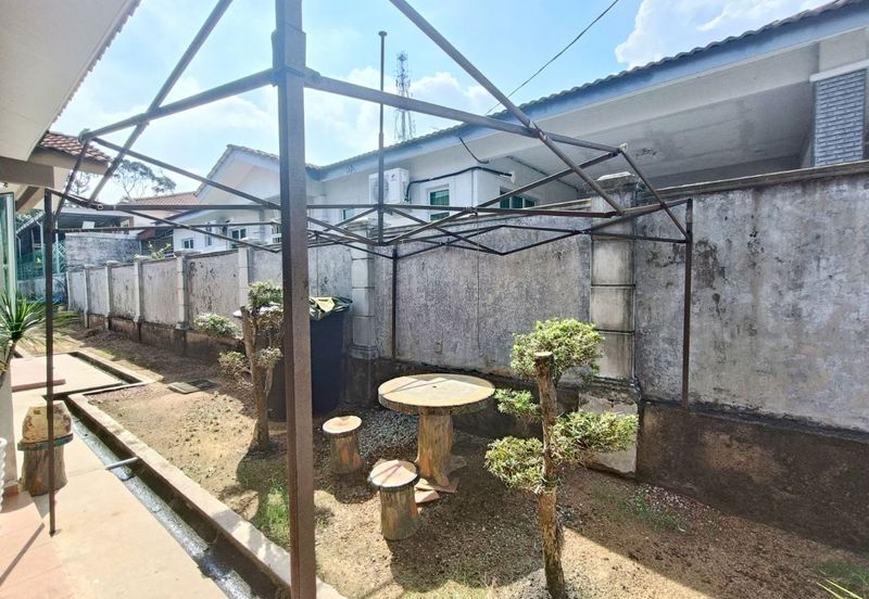 Taman Desa Taming Sari