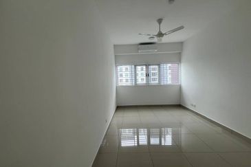 The Galleria 2, Taman Equine Park, Seri Kembangan, Selangor