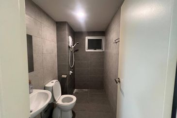 The Galleria 2, Taman Equine Park, Seri Kembangan, Selangor