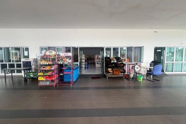 The Galleria 2, Taman Equine Park, Seri Kembangan, Selangor