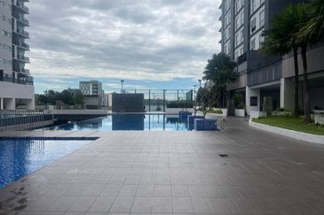 The Galleria 2, Taman Equine Park, Seri Kembangan, Selangor