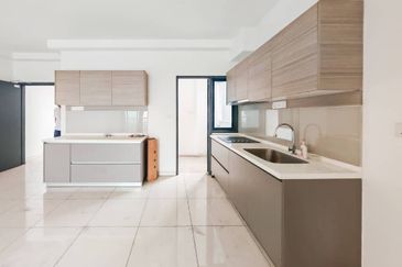 Emira Residence @ Shah Alam