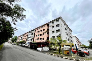 Pangsapuri Baiduri, Bandar Tasik Kesuma