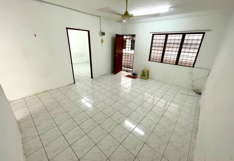 Pangsapuri Baiduri, Bandar Tasik Kesuma