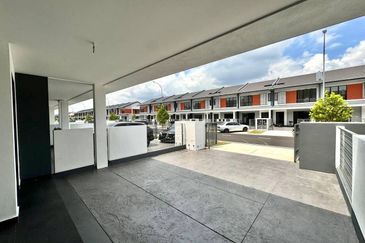 Casira 3 @ Bandar Bukit Raja