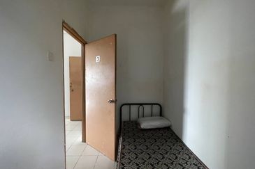 Apartment Pusat Komersial Amaniah, Batu Caves, Selangor
