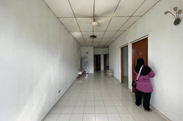 Apartment Pusat Komersial Amaniah, Batu Caves, Selangor