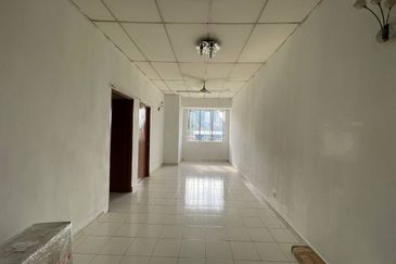 Apartment Pusat Komersial Amaniah, Batu Caves, Selangor